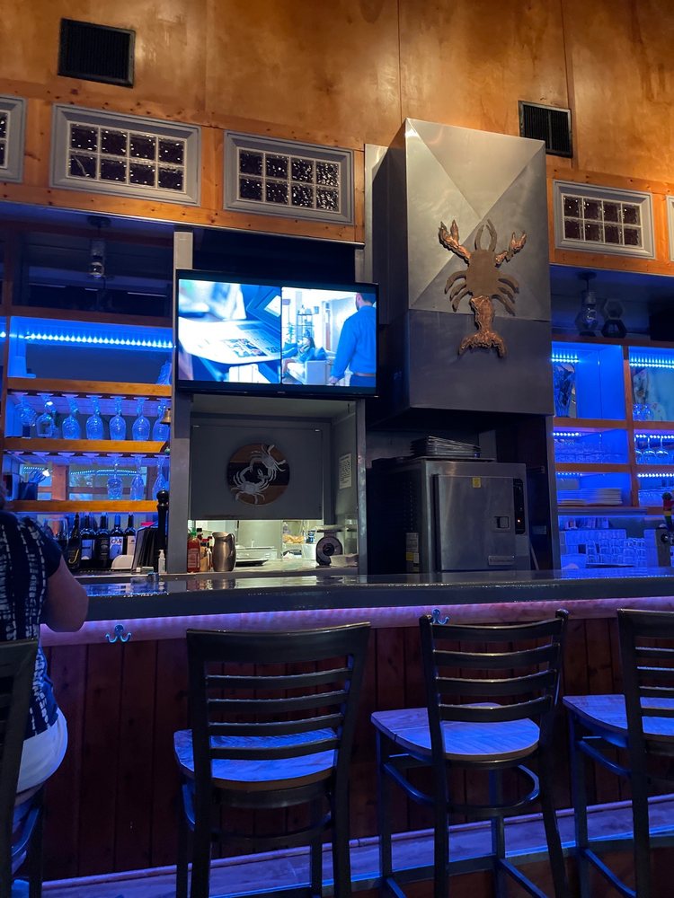 North Banks Restaurant & Raw Bar