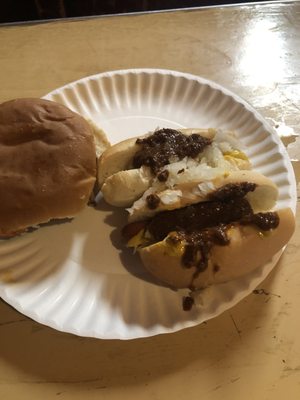 Gus's Hotdogs by null