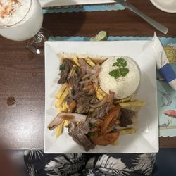 Malulo's International Seafood - Lomo Saltado and Pisco Sour