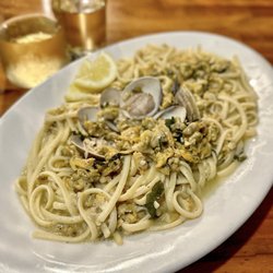 Ottavio's Italian Restaurant - Linguine a la Vongole