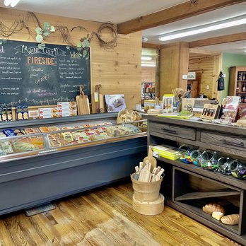 Fireside Winery In The Village 17 Photos 13 Reviews Wineries 4402 2th Trl Amana Ia Phone Number Yelp