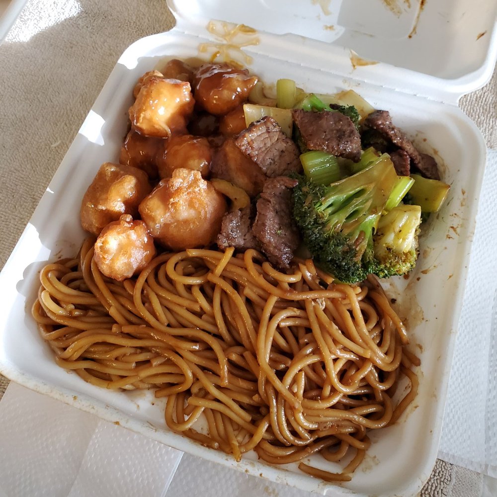 Red Wok Kitchen - Orange chicken and Broccoli Beef - Chinese Near Me - Moab, Utah Red Wok Kitchen - Orange chicken and Broccoli Beef - Chinese Near Me - Moab, Utah