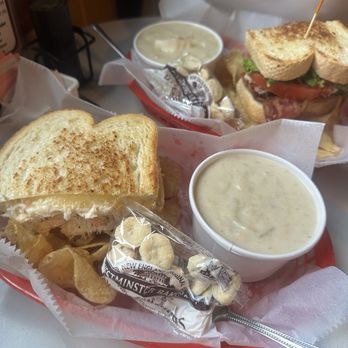 Gilbert's Chowder House - Crab melt & Clam Chowder - Seafood Near Me - Portland, Maine Gilbert's Chowder House - Crab melt & Clam Chowder - Seafood Near Me - Portland, Maine