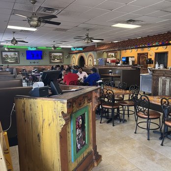 Ruchi's Mexican Grill - Seating not busy on a Friday at noon - Mexican Near Me - Houston, Texas Ruchi's Mexican Grill - Seating not busy on a Friday at noon - Mexican Near Me - Houston, Texas