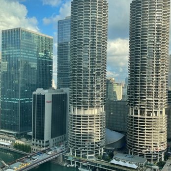 theWit Chicago, a Hilton Hotel - View of Marina City from out room - Hotels Near Me - Chicago, Illinois theWit Chicago, a Hilton Hotel - View of Marina City from out room - Hotels Near Me - Chicago, Illinois