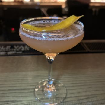 Duet - Carrie Bradshaw - Seafood Near Me - Tulsa, Oklahoma