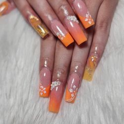 Lasting Nails - Nails