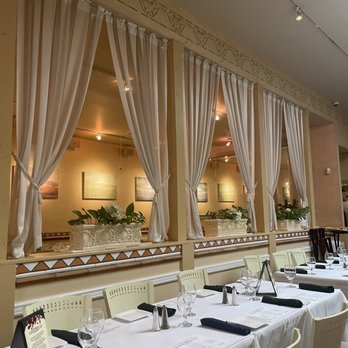 Seventh Street Cafe - Inside - Italian Near Me - Garden City, New York Seventh Street Cafe - Inside - Italian Near Me - Garden City, New York