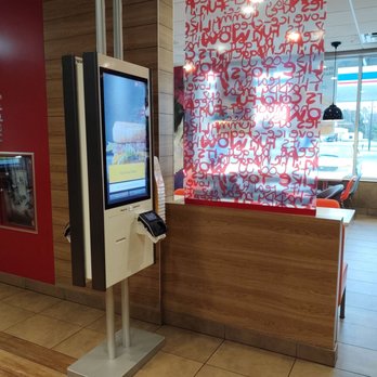 McDonald's - a digital kiosk in a restaurant - Burgers Near Me - Midway, Georgia