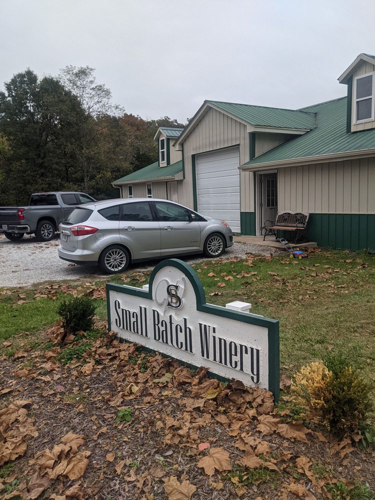 SMALL BATCH WINERY Updated September 2024 620 West Hwy N