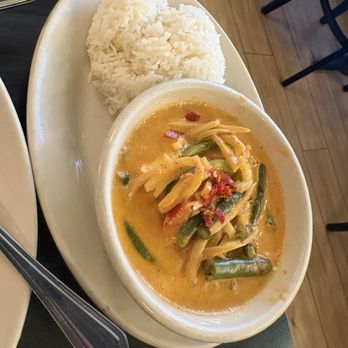 Siam Square - L12 LUNCH Red Curry - Thai Near Me - Indianapolis, Indiana Siam Square - L12 LUNCH Red Curry - Thai Near Me - Indianapolis, Indiana