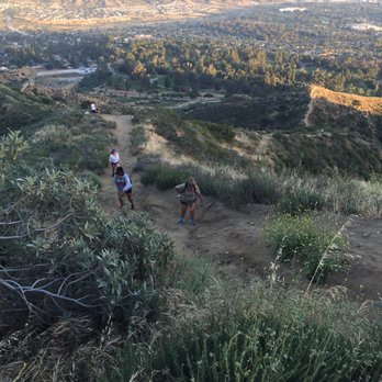 Veterans Memorial Park - Parks Near Me - Sylmar, California Veterans Memorial Park - Parks Near Me - Sylmar, California