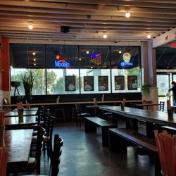 Teddy's Cocina - Spacious dining area