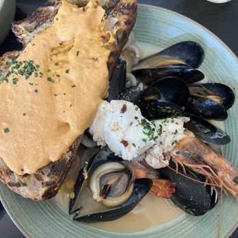 Hook & Line - Seafood Near Me - Santa Cruz, California