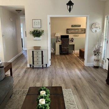 US Kitchen and Flooring - Flooring flowing and beautiful baseboards - Flooring Near Me - Laguna Hills, California US Kitchen and Flooring - Flooring flowing and beautiful baseboards - Flooring Near Me - Laguna Hills, California
