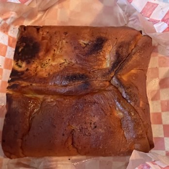 Aloha Bakehouse & Cafe - Sun-dried tomato and spinach aloha bread - Coffee & Tea Near Me - Honolulu, Hawaii Aloha Bakehouse & Cafe - Sun-dried tomato and spinach aloha bread - Coffee & Tea Near Me - Honolulu, Hawaii