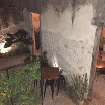 Hermana República - Interior courtyard - Mexican Near Me - Mérida, YUC