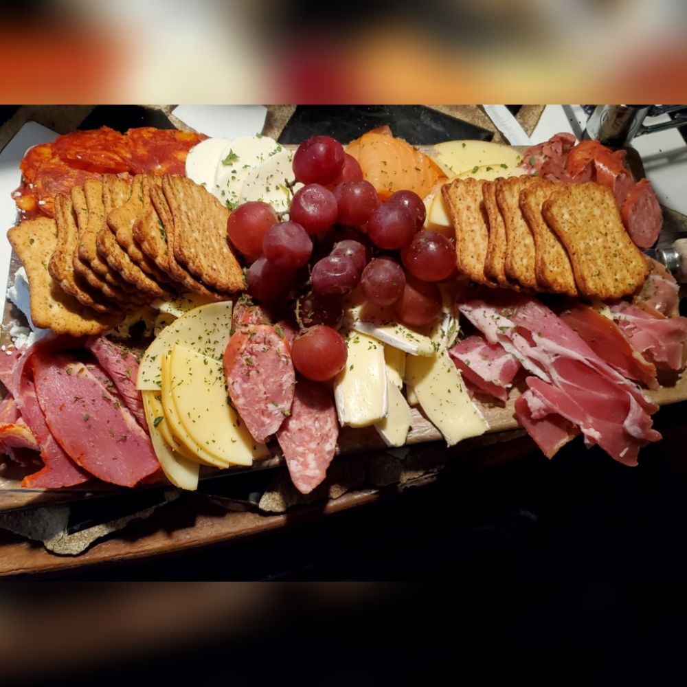 TANNINS Wine Bar & Tapas Restaurant
