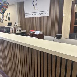 Gonzalez & Cartwright - Front desk
