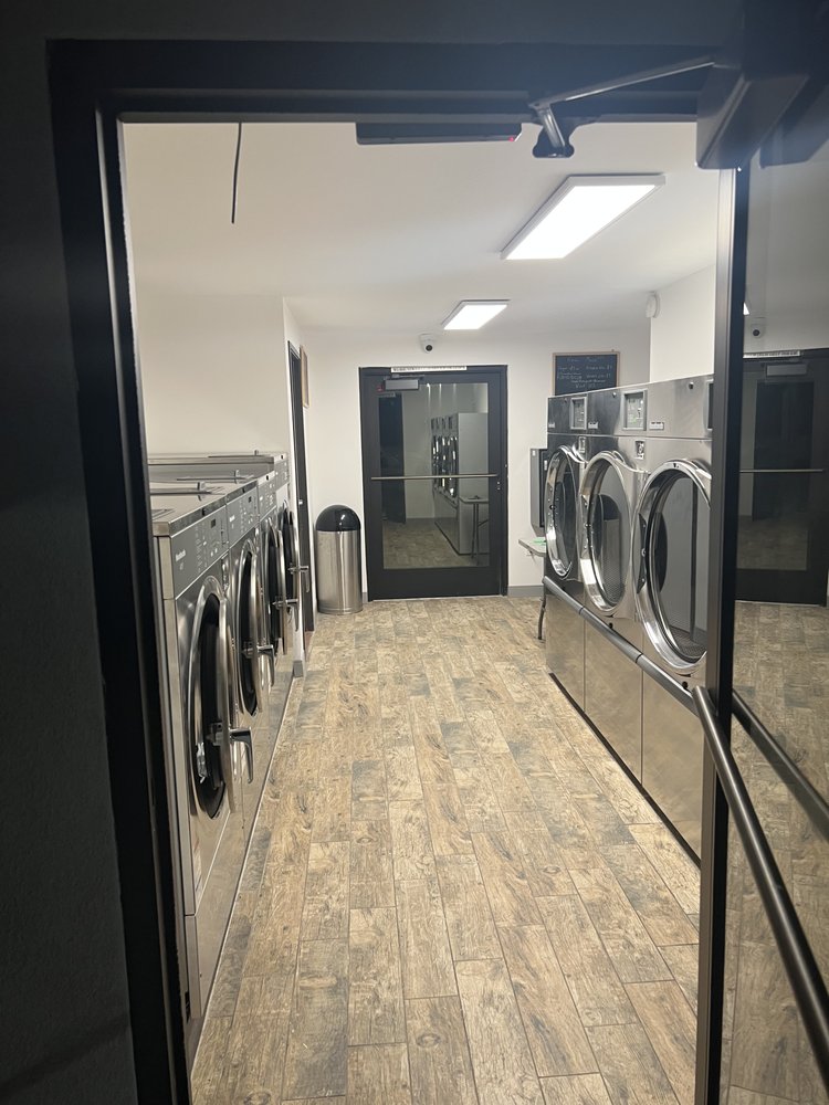 WASH & GO! LAUNDROMAT Updated September 2024 71845 Twentynine Palms