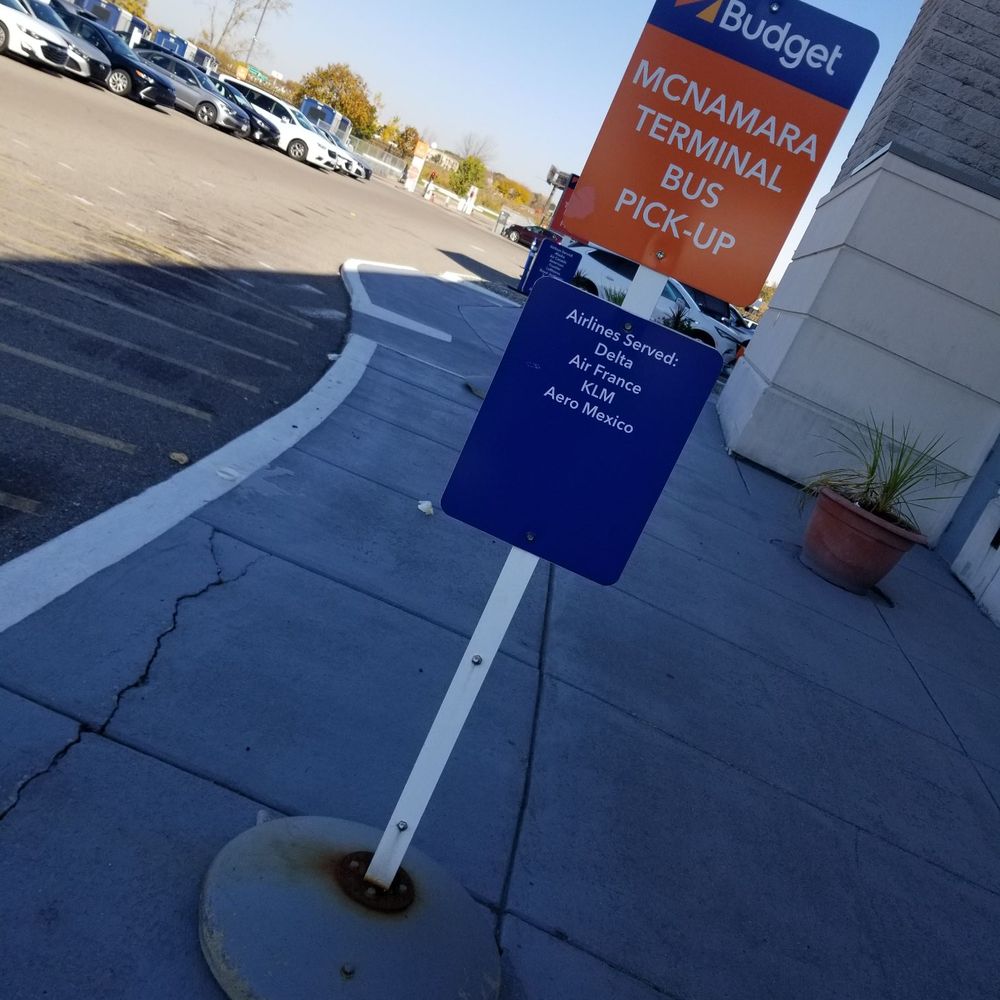 Budget - Car Rental Near Me - Detroit, Michigan