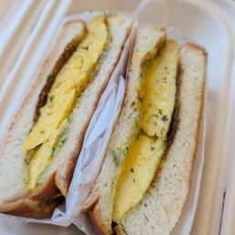 Breakfast Sando