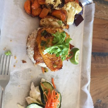 Heo Eatery - Turmeric fish rice box - Vietnamese Near Me - Austin, Texas