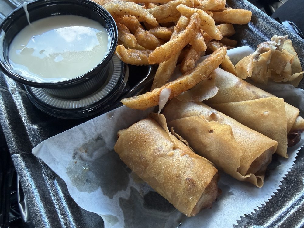 Philly's Best the Cheesesteak Machine Logo