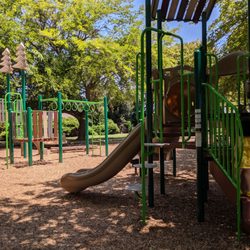 Steve Carli Park - Shaded 2-5 structure
