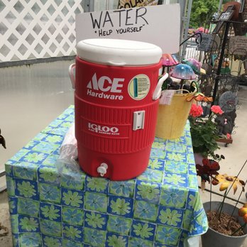 Altermatt John A - Very thoughtful, free water - Farmers Market Near Me - Macomb, Michigan