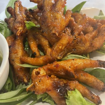 Bien Hen Restaurant - Spicy chicken feet - Seafood Near Me - Westminster, California