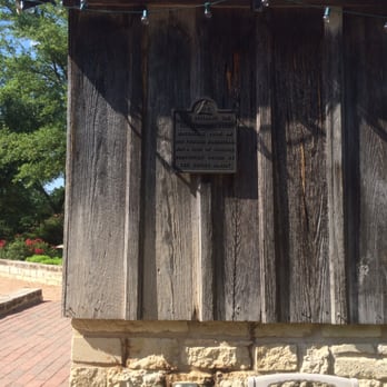 Carleen Bright Arboretum - This was made from an old homestead. - Venues & Event Spaces Near Me - Woodway, Texas
