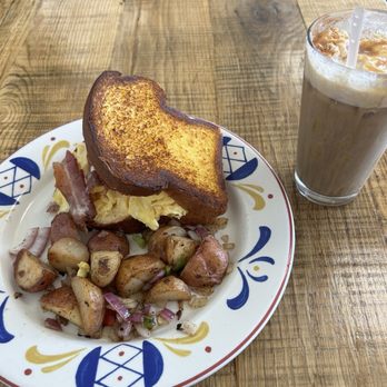 Sunny's Cafe - Breakfast & Brunch Near Me - Rancho Cucamonga, California Sunny's Cafe - Breakfast & Brunch Near Me - Rancho Cucamonga, California
