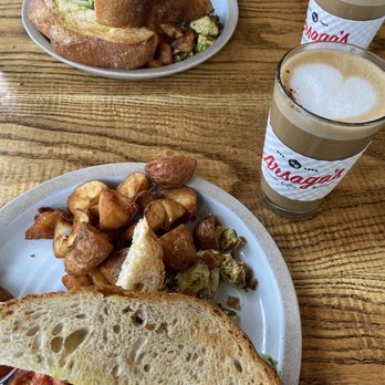 Arsaga's Mill District - The Townie (tofu scramble, toast, roasted potatoes, avocado) - Coffee & Tea Near Me - Fayetteville, Arkansas