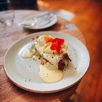 Herringbone Waikiki - Eggs Benedict with king crab, uni & potato cake - Seafood Near Me - Honolulu, Hawaii