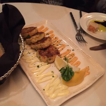 Garré Cafe - Scrumptious crab cakes - Mediterranean Near Me - Livermore, California Garré Cafe - Scrumptious crab cakes - Mediterranean Near Me - Livermore, California