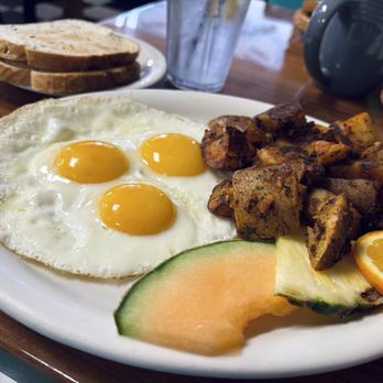 Tin Can Cafe - Breakfast & Brunch Near Me - Hudson, Florida