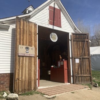 Riley's Farm - Gift shop - Fruits & Veggies Near Me - Oak Glen, California Riley's Farm - Gift shop - Fruits & Veggies Near Me - Oak Glen, California