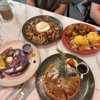 The Hangout - Ube pancakes, chicken and waffles, sausage Benedict - Breakfast & Brunch Near Me - Walnut Creek, California The Hangout - Ube pancakes, chicken and waffles, sausage Benedict - Breakfast & Brunch Near Me - Walnut Creek, California