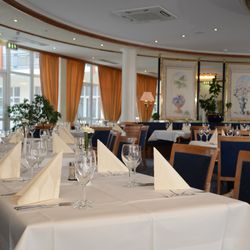 The Monarch Hotel - Restaurant Kaiserin Elisabeth