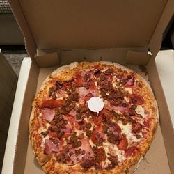 Vocelli Pizza - Meatzza Pizza