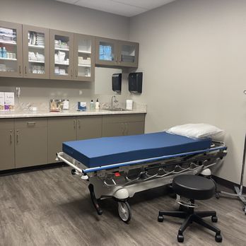 Xpress Wellness Urgent Care - Manhattan - Urgent Care Near Me - Manhattan, Kansas Xpress Wellness Urgent Care - Manhattan - Urgent Care Near Me - Manhattan, Kansas