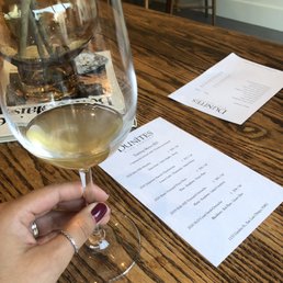 Wine tasting flight
