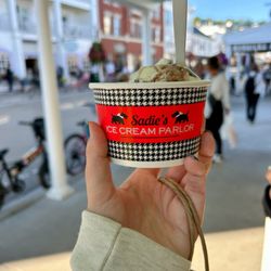 Mackinac Market - Mackinac Island Fudge ice cream
