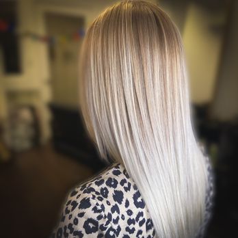 SK JT Salon - Living For This - Hair Stylists Near Me - Chicago, Illinois SK JT Salon - Living For This - Hair Stylists Near Me - Chicago, Illinois