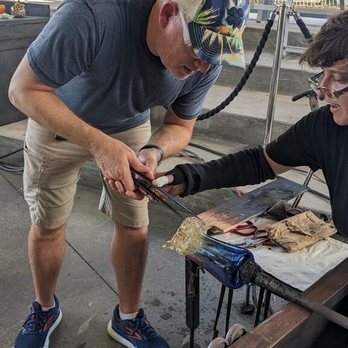 Hollywood Hot Glass - Excellent tutoring - Art Galleries Near Me - Hollywood, Florida Hollywood Hot Glass - Excellent tutoring - Art Galleries Near Me - Hollywood, Florida