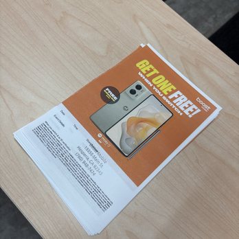 Boost Mobile Premier - Great deals - Mobile Phones Near Me - Hesperia, California
