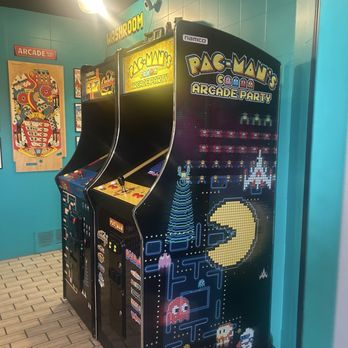 VanCity Pinball & Arcade - Arcades Near Me - Vancouver, British Columbia VanCity Pinball & Arcade - Arcades Near Me - Vancouver, British Columbia