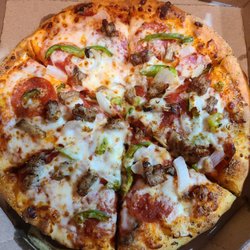 Domino's Pizza - Small (10") Hand Tossed Deluxe