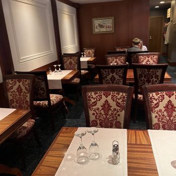 Samrat - Inside seating - Indian Near Me - Helsinki, 18